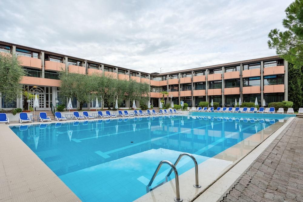 Hotel Royal Garda  Exterior photo